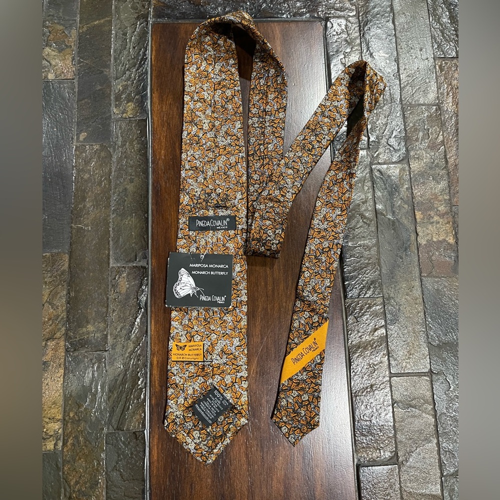 NWT Pineda Covalin Monarch Butterfly Silk Men's Tie - Picture 3 of 10